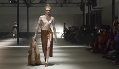 Nº21 - Fall Winter 2022/2023: Sự gợi cảm và sự quyến rũ luôn song hành