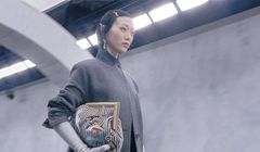 Fendi - Fall Winter 2022/2023: DNA của Fendi không gì thay đổi