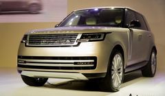 Range Rover thế hệ mới tại thị trường Việt Nam, lần đầu xuất hiện phiên bản 7 chỗ