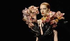 Schiaparelli Haute Couture Fall Winter 2022/2023: Thế giới siêu thực