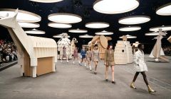 BST CHANEL Haute Couture Xuân Hè 23 - Cảm hứng Thế giới hoang dã