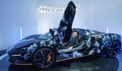 Minh "Nhựa" tung video đến đại bản doanh ở Anh để xem mắt McLaren Elva