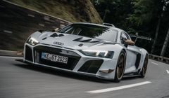 ABT XGT Audi R8: Từ chiếc xe đua đến siêu xe đường phố với giá 520 nghìn bảng Anh
