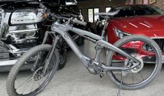 Xe đạp điện Porsche eBike Cross giá hơn 235 triệu đồng mới về Việt Nam có gì hay?