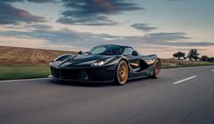 Siêu xe Ferrari LaFerrari mui trần được rao bán 6,5 triệu Euro