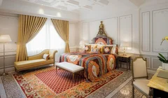 Cảnh xa hoa trong khách sạn đầu tiên của Versace ở châu Á
