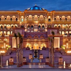 Khách sạn tiêu tốn 3 tỷ USD ở Abu Dhabi