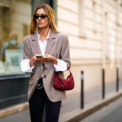 5 mẫu blazer cho tiết trời se lạnh