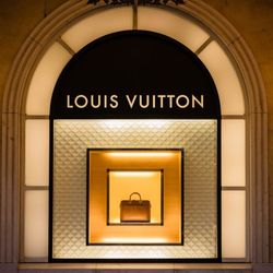 Louis Vuitton đã tìm ra cách để hàng xa xỉ trở nên bền vững hơn