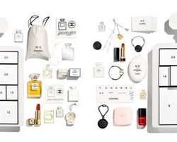BST Limited của CHANEL: Món quà Holiday 2021 sang trọng