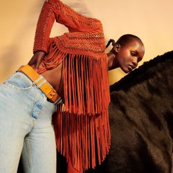 Balmain hợp tác với Netflix ra mắt bộ sưu tập 'The Harder They Fall'