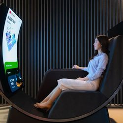LG tiết lộ hai khái niệm màn hình cong mới tại sự kiện CES 2022