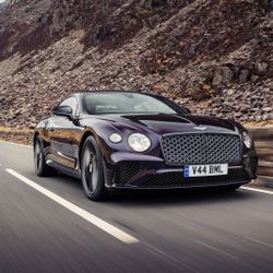 Bentley mở rộng cấu hình Mulliner Blackline cho tất cả các dòng xe