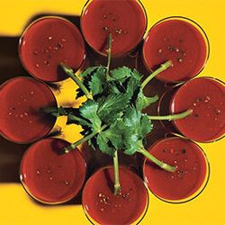 Buổi sáng hoàn hảo cùng Cocktail Bloody Mary truyền thuyết.