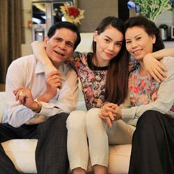 Top 5 bà mẹ của sao Việt có gu thời trang chất như nước cất