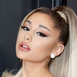 Ariana Grande chuẩn bị ra mắt thương hiệu làm đẹp của riêng mình?