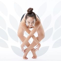 Những động tác yoga giúp vòng 1 nở nang, quyến rũ
