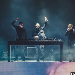 IKEA hợp tác cùng bộ ba DJ Swedish House Mafia