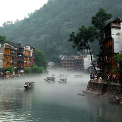 Đẹp ngẩn ngơ trước thị trấn cổ Châu Trang - nơi được gọi là "Vinice Phương Đông"