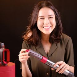 Tự làm tóc "tại gia" đón tết với máy tạo kiểu tóc Dyson Airwrap phiên bản giới hạn