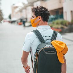 TUMI ra mắt bộ sưu tập McLaren với tay đua F1 Lando Norris