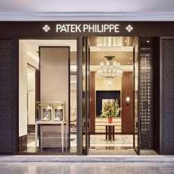Cửa hàng Patek Philippe thứ hai được khai trương ở Union Square Saigon