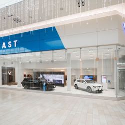 VinFast khai trương VinFast Store đầu tiên tại Canada