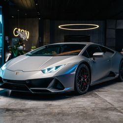 Lamborghini Huracan Evo bản nâng cấp trị giá 28 tỷ đồng tại Việt Nam