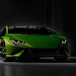 Lamborghini Huracan Tecnica ra mắt, mạnh 631 mã lực