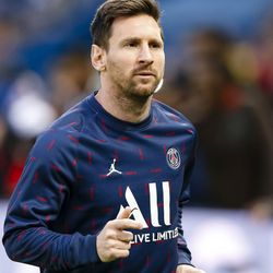 Lionel Messi là vận động viên có thu nhập cao nhất thế giới năm 2022