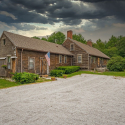 Ngôi nhà 'The Conjuring' đã được bán với giá 1,53 triệu USD