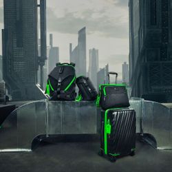 TUMI x Razer: Cú bắt tay quy tụ tinh hoa đa ngành