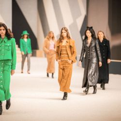 BST Haute Couture của nhà mốt CHANEL - Sang trọng theo cách tối giản