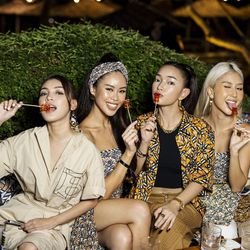 Tiên Nguyễn, Châu Bùi tại sự kiện ra mắt BST TB Summer Monogram ở Singapore