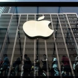 Tính năng ATT đang mang về hàng tỷ USD doanh thu cho Apple như thế nào?