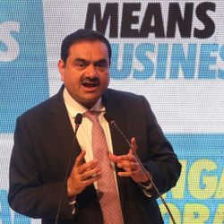 Tỷ phú Ấn Độ Gautam Adani lần đầu tiên lên ngôi giàu thứ hai thế giới