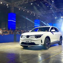 VinFast trở lại triển lãm CES 2023 với dàn xe điện