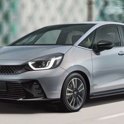 Honda Jazz Facelift 2023: Mạnh mẽ hơn, thể thao hơn