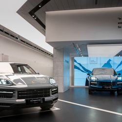 Chiêm ngưỡng Porsche Cayenne vừa ra mắt tại Việt Nam