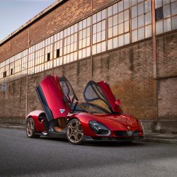 Alfa Romeo ra mắt siêu xe mới: 33 Stradale