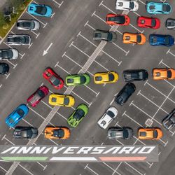 Lamborghini Esperienza Giro 2023 đã đến Đông Nam Á
