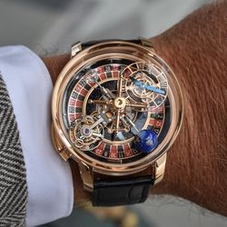 Đồng hồ Jacob & Co. Astronomia Casino: Mang cả sòng bạc lên cổ tay chắc chắn