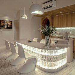 Căn hộ sử dụng vật liệu lấp lánh