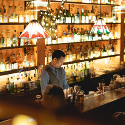 Những quán bar phong cách đất Sài thành