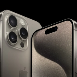 iPhone 15 Pro Max khoe sức mạnh "quái vật"