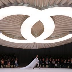 Show diễn Chanel Haute Couture Spring Summer 2024: Nguồn cảm hứng từ ba lê