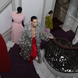 Show diễn Valentino Haute Couture 2024 phản chiếu văn hoá hiện tại