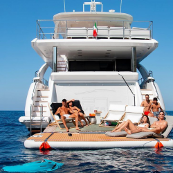 Siêu du thuyền Azimut Grande 27 - Lựa chọn thông minh của Cristiano Ronaldo