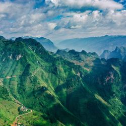 Vẻ đẹp siêu thực của Đèo Mã Pí Lèng - “tứ đại đỉnh đèo” của Việt Nam