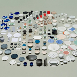 Gốm sứ Arita cổ xưa của Nhật được đưa vào thế giới mỹ nghệ đương đại với dự án "2016/"